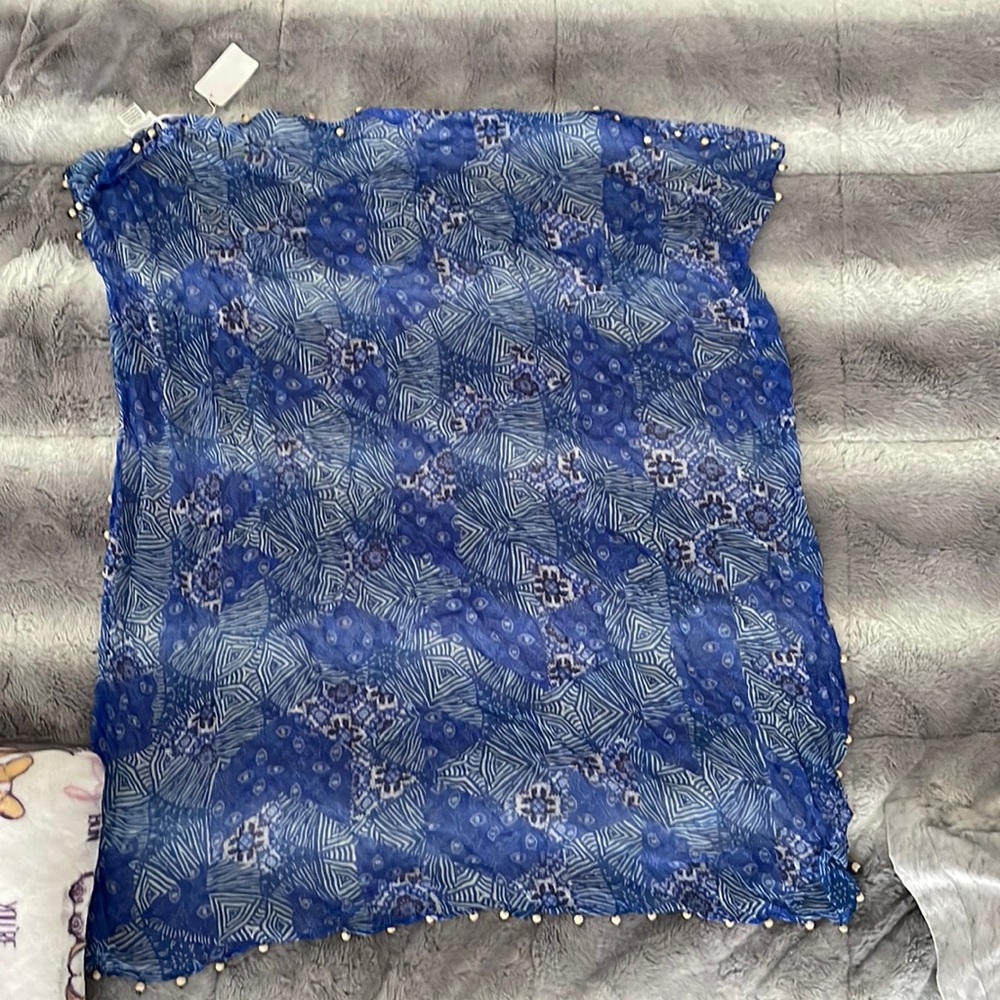 Elizabeth Gallett scarf